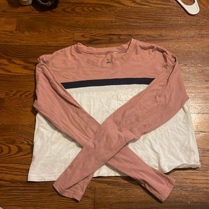 Me To We Long Sleeve Crop Top Size Medium